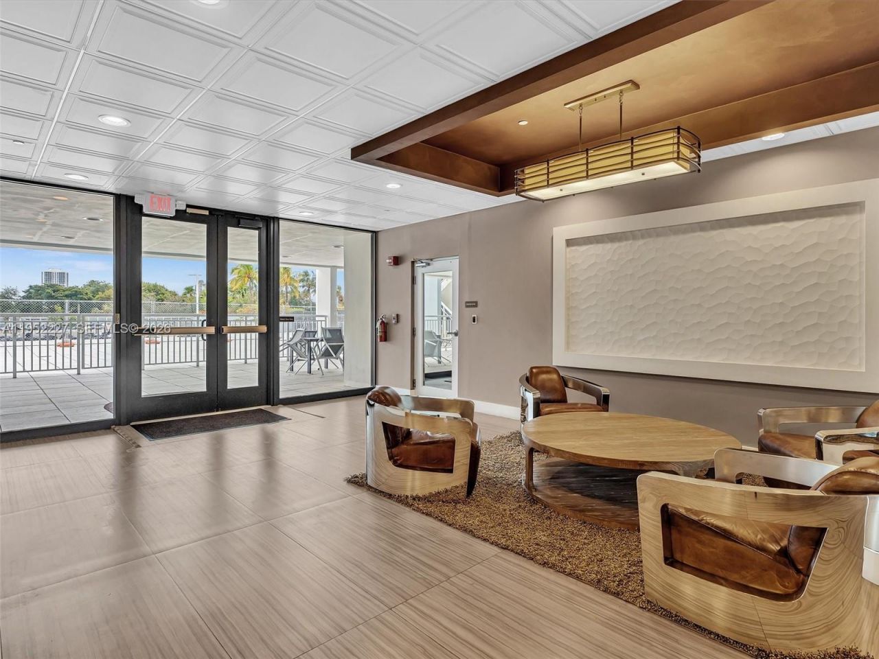 3675 N Country Club Dr, Unit 409, Aventura, FL 33180 Photo