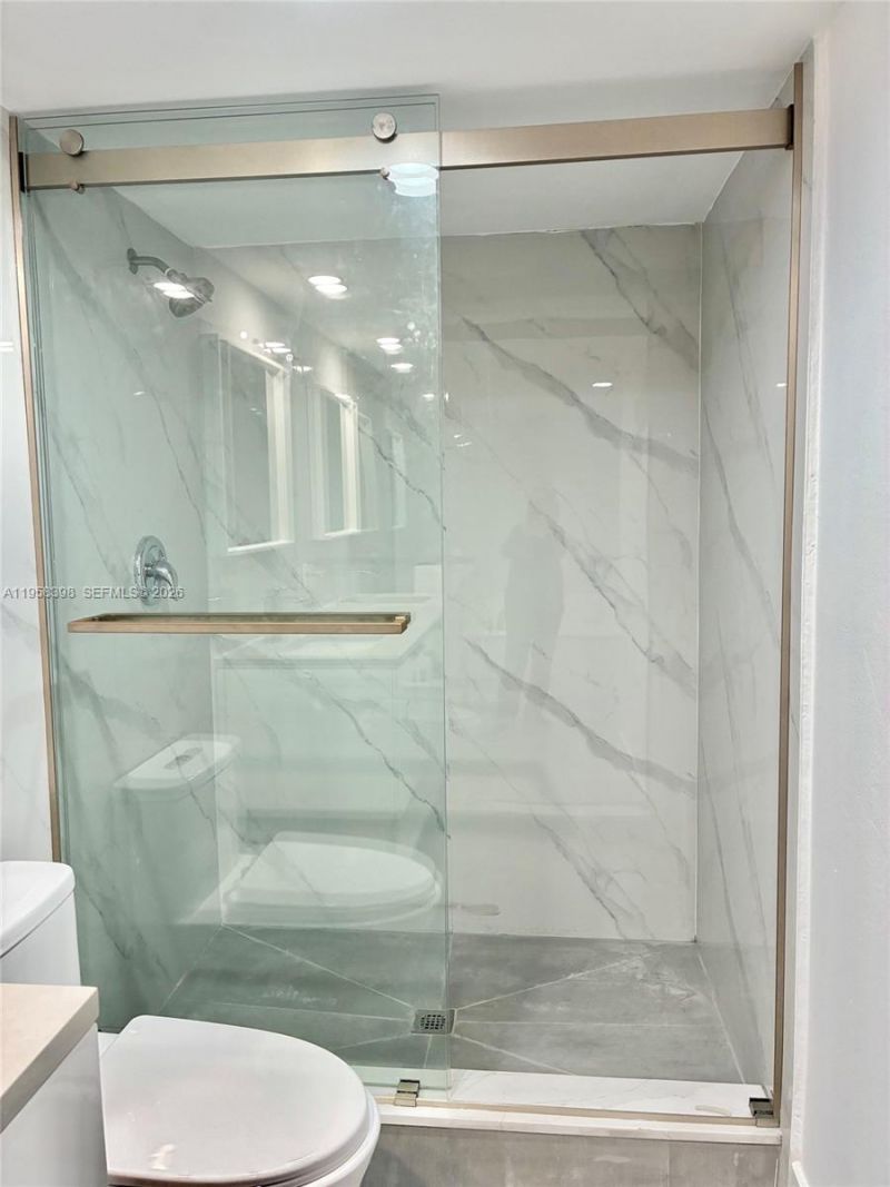 7050 NW 44th St, Unit 708, Lauderhill, FL 33319 Photo