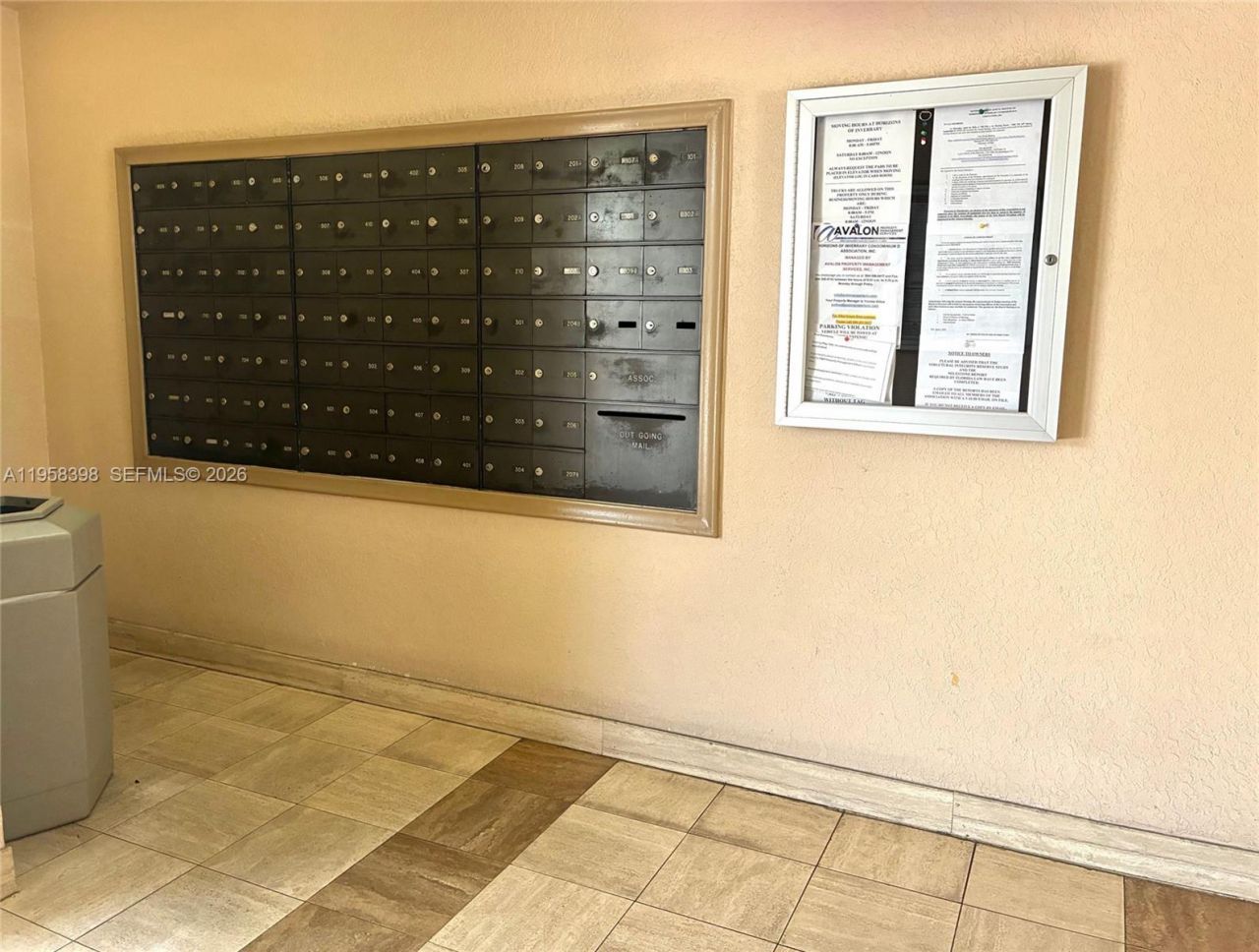 7050 NW 44th St, Unit 708, Lauderhill, FL 33319 Photo