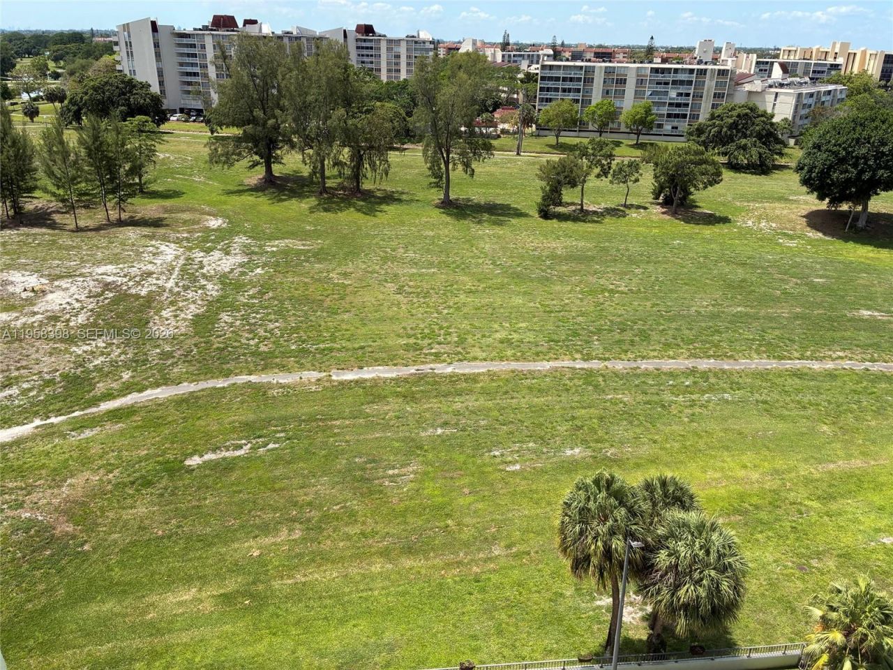 7050 NW 44th St, Unit 708, Lauderhill, FL 33319 Photo
