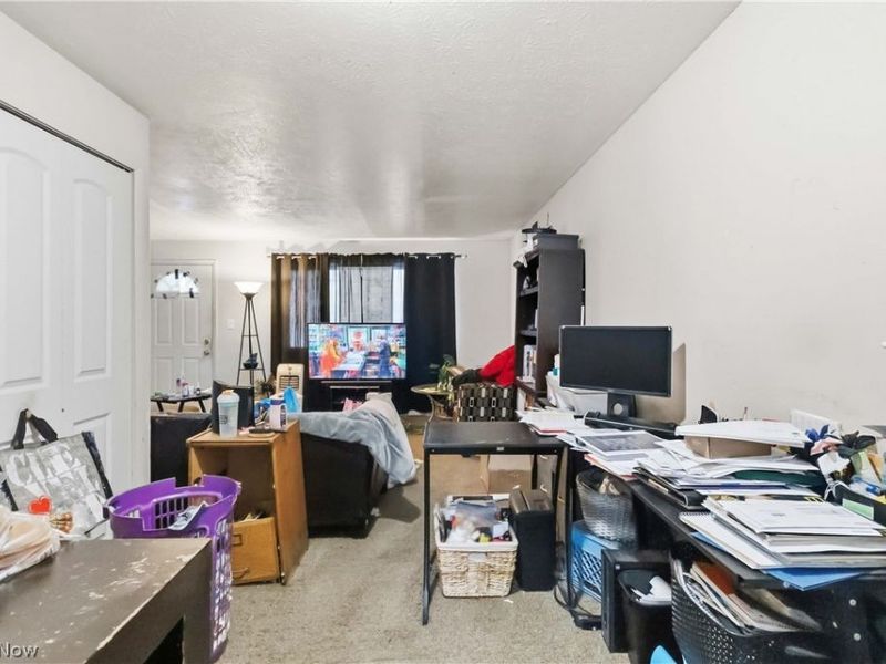 4889 Banbury Court, Unit 13, Warrensville Heights, OH 44128 Photo 8