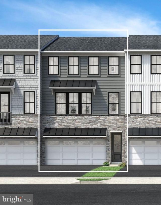 144 Brianna Court, Unit 30, Chalfont, PA 18914 Main Photo