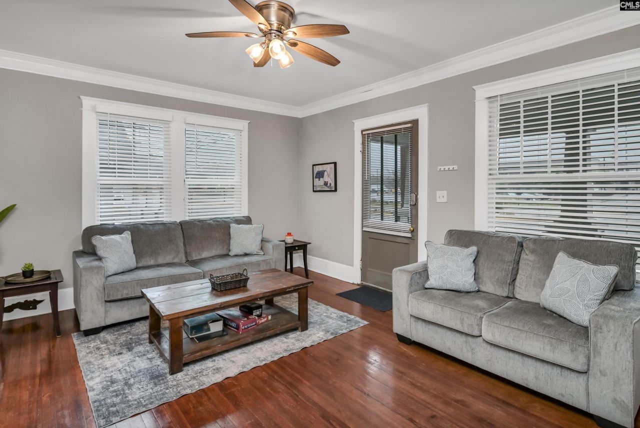 2227 Bull Street Photo 6