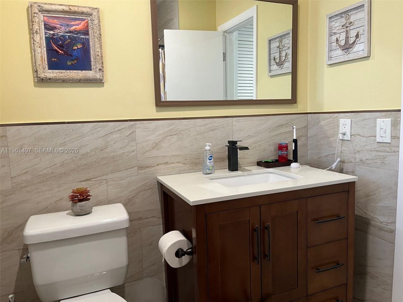 700 Layne Blvd, Unit 124, Hallandale Beach, FL 33009 Photo