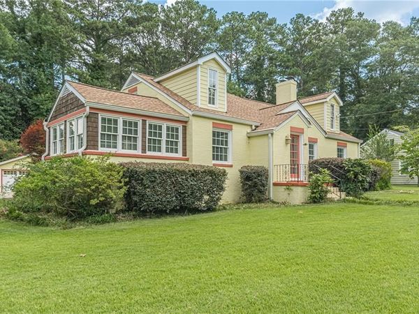 2367 Ridgeway Avenue , Atlanta, GA 30337