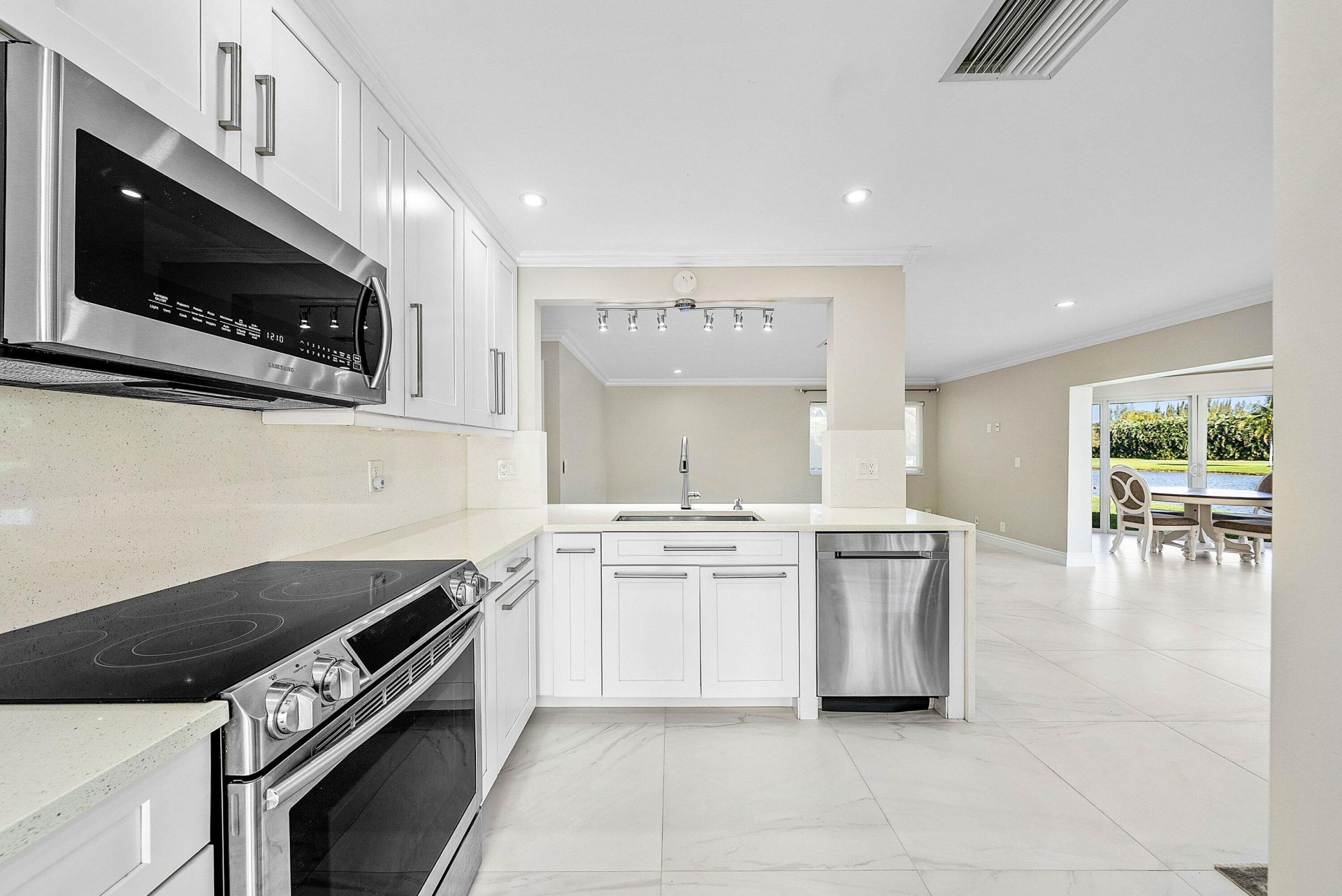 322 Cedar Key Circle, Atlantis, FL 33462 Photo