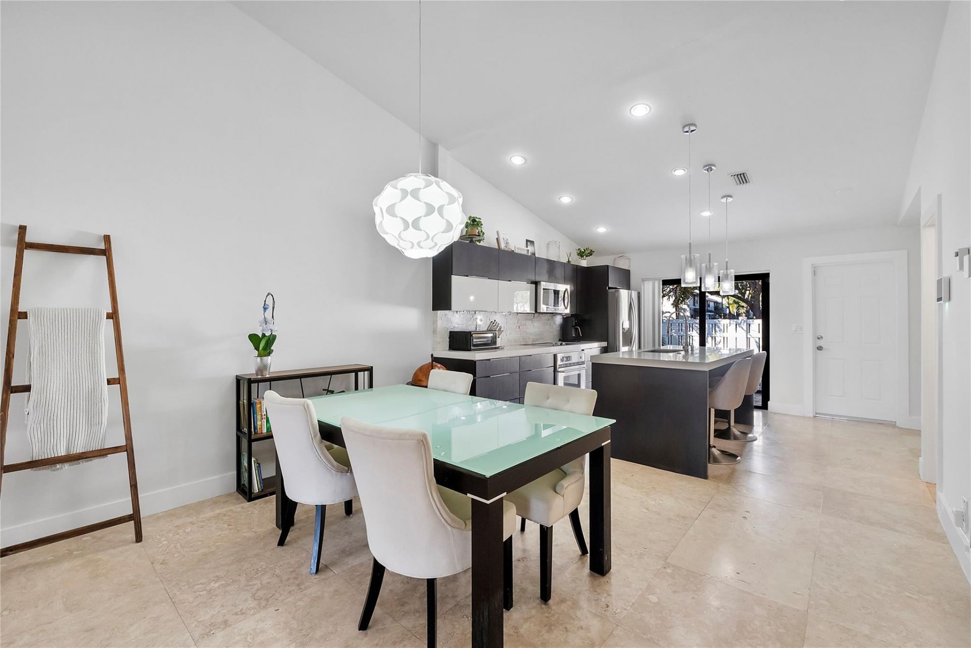 3260 Carambola Circle, Unit 2550, Coconut Creek, FL 33066 Photo