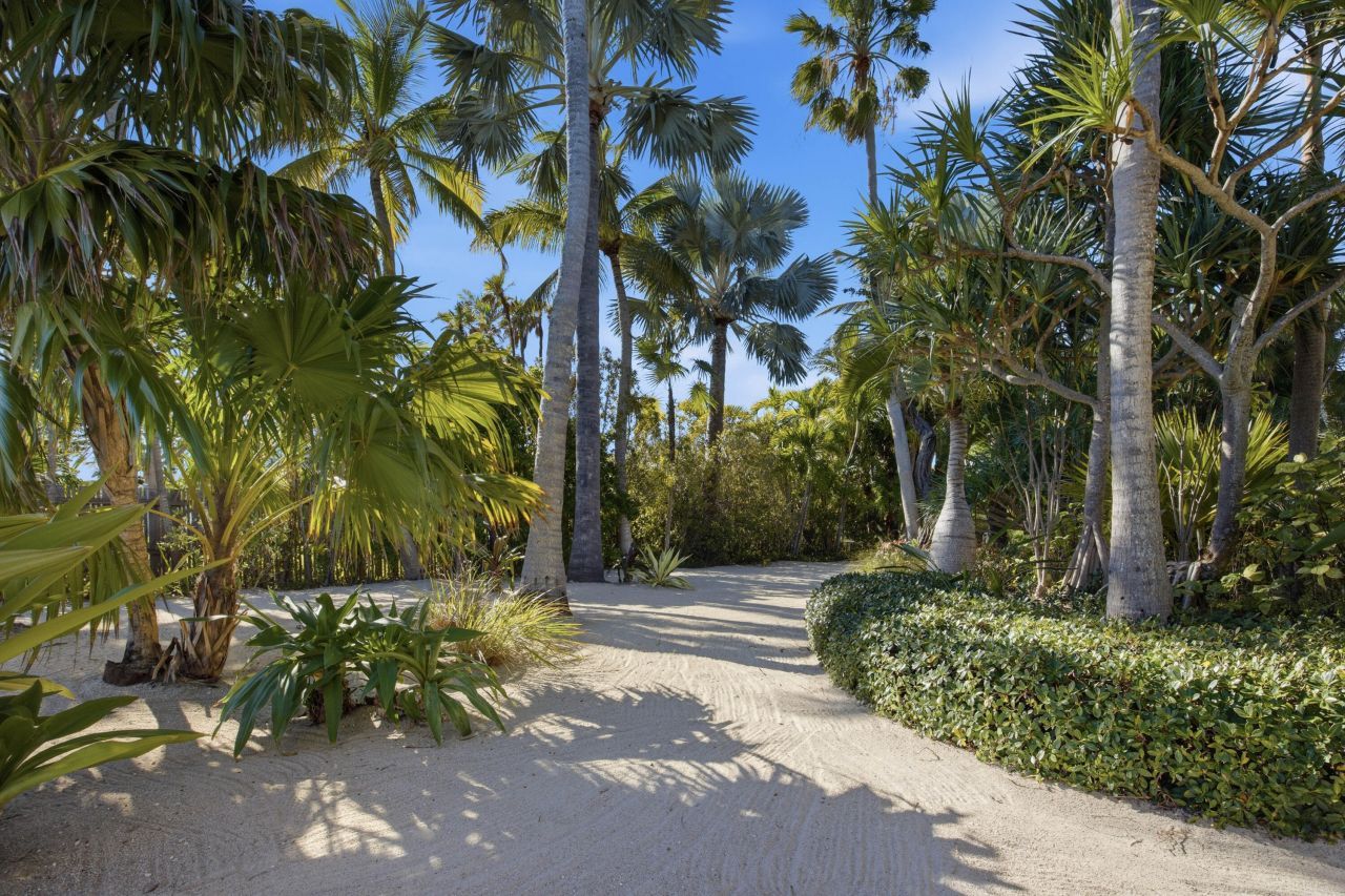 17249 E Bonefish Lane, Sugarloaf, FL 33042 Photo