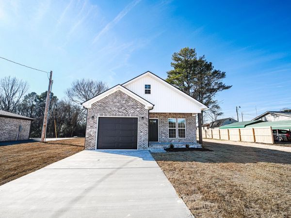 225 Markate Ave, Muscle Shoals, AL 35661