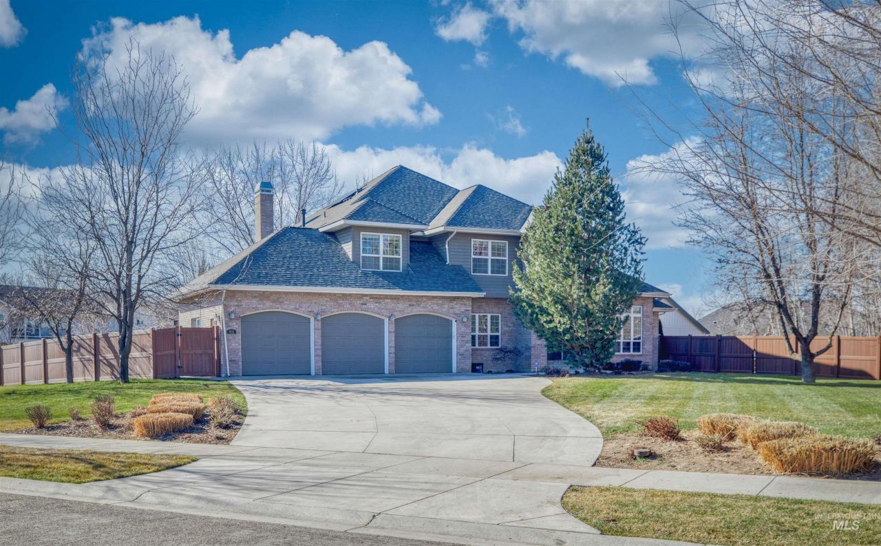 85 S Vandries Ave, Eagle, ID 83616 Main Photo