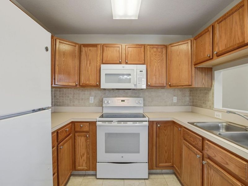 233 Wildwood Court , Heath, OH 43056 Photo 14