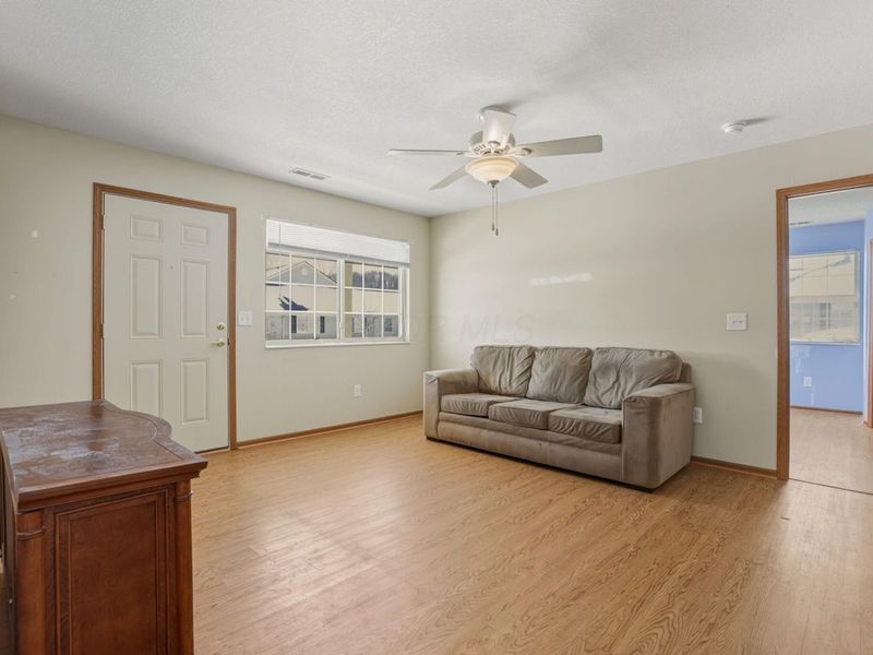 233 Wildwood Court , Heath, OH 43056 Photo 7