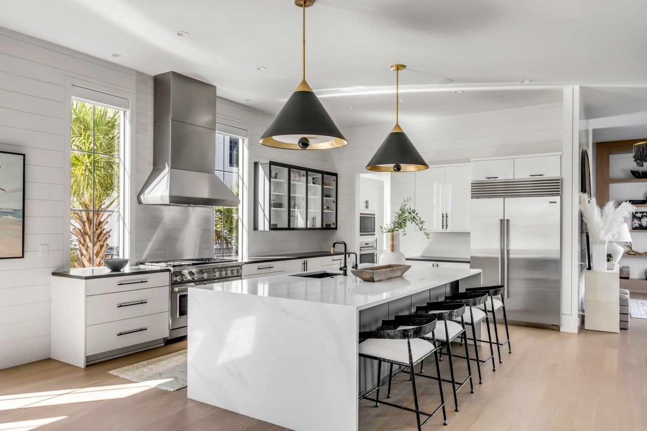 572 Wading Place Photo 11