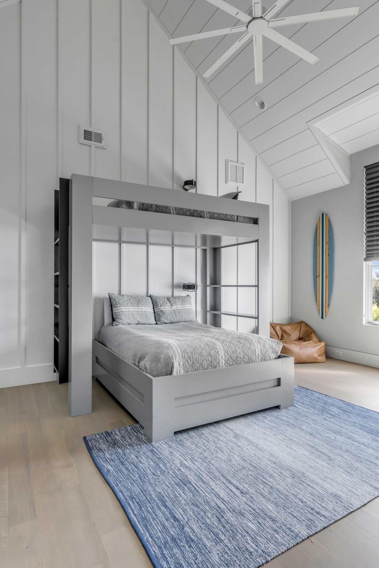 572 Wading Place Photo 31