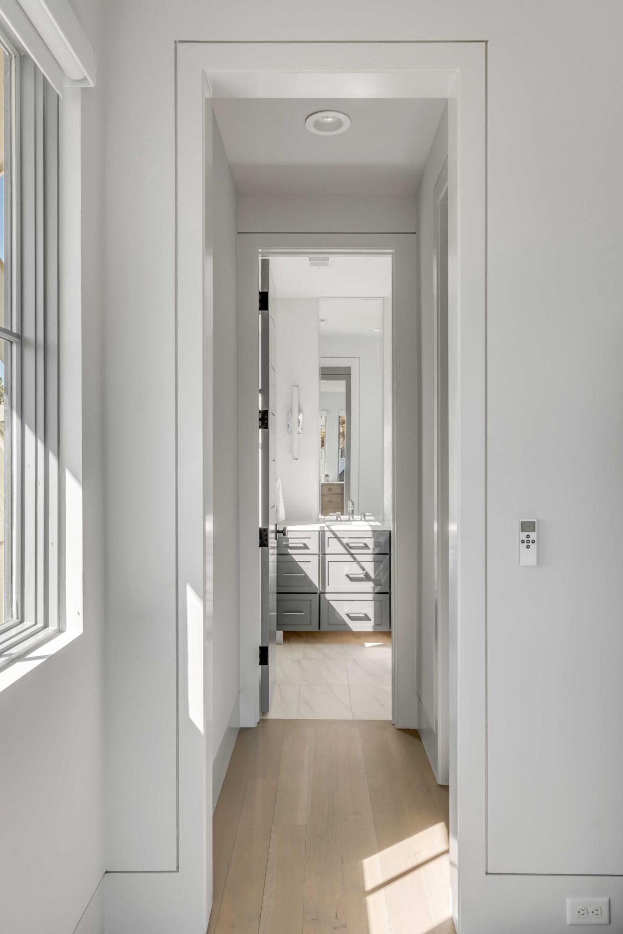 572 Wading Place Photo 35