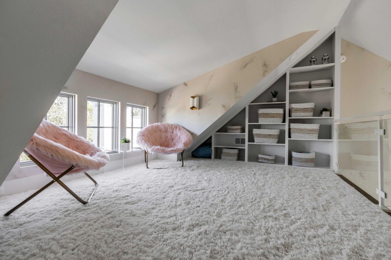 576 Wading Place Photo 29