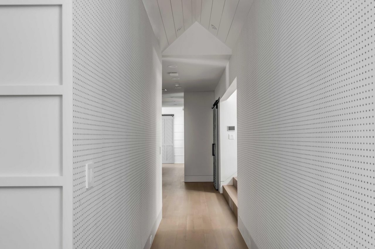 576 Wading Place Photo 31