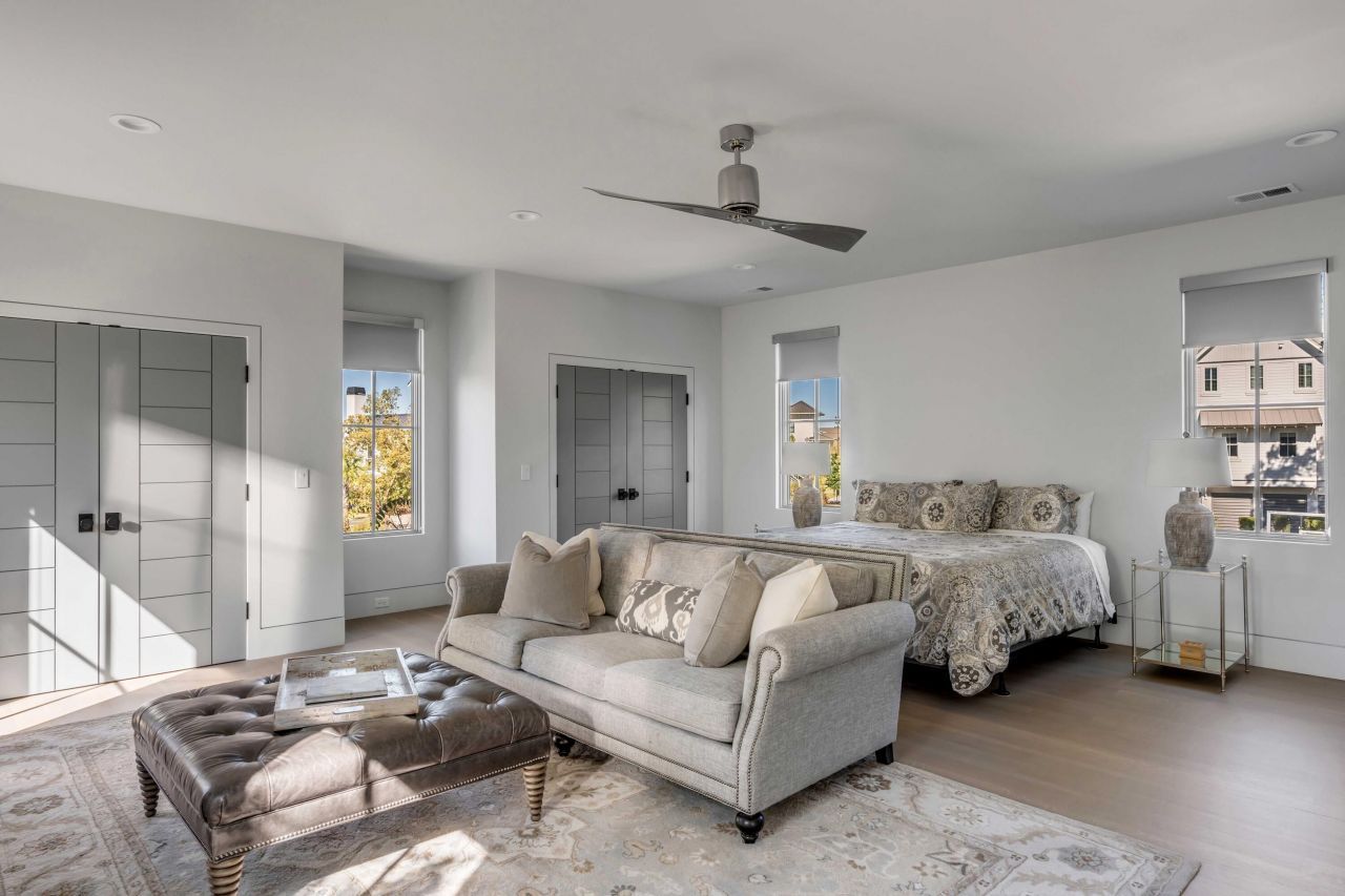 576 Wading Place Photo 40