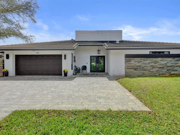 614 Lakewoode Circle W, Delray Beach, FL 33445
