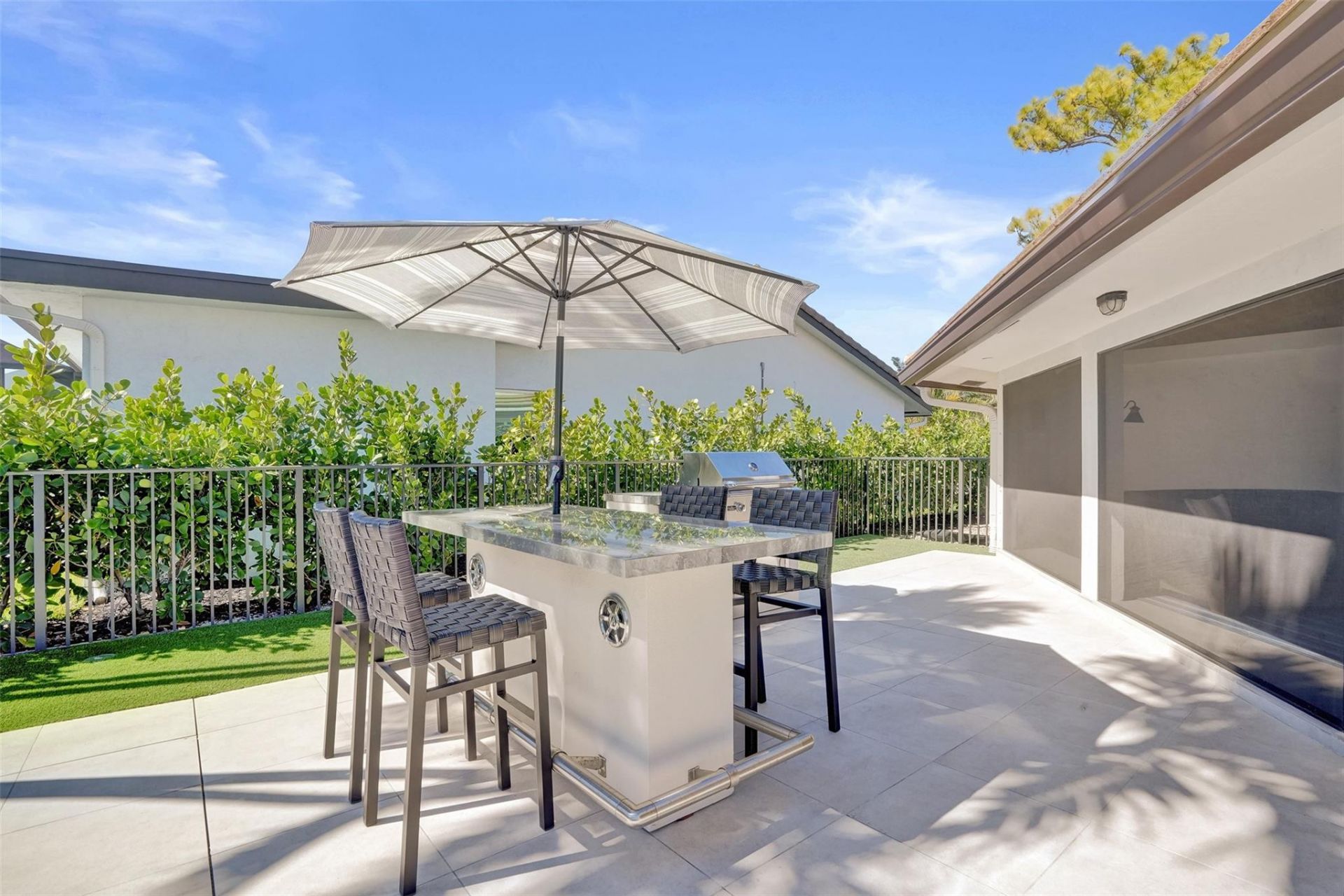 614 Lakewoode Circle W, Delray Beach, FL 33445 Photo