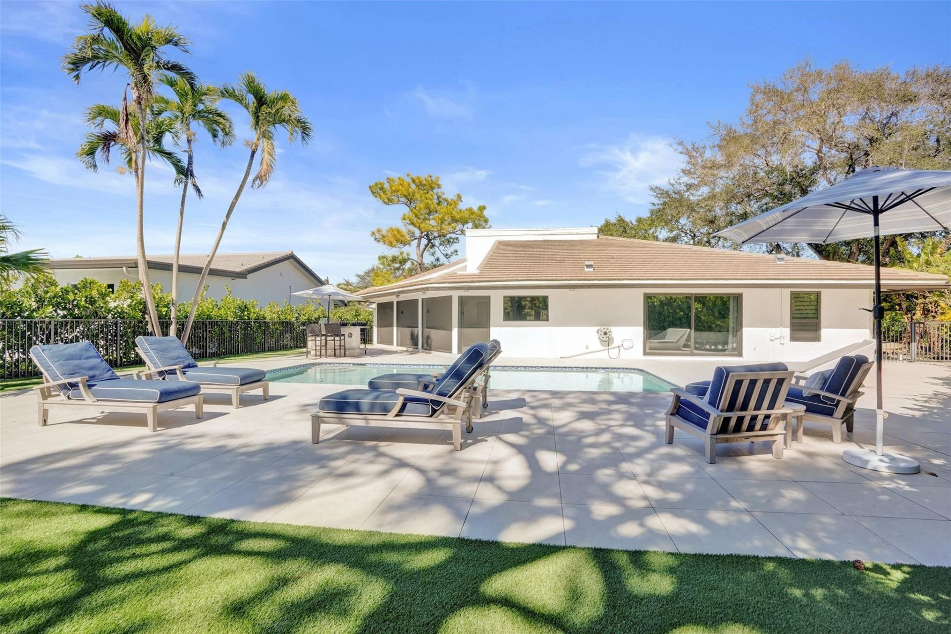 614 Lakewoode Circle W, Delray Beach, FL 33445 Photo
