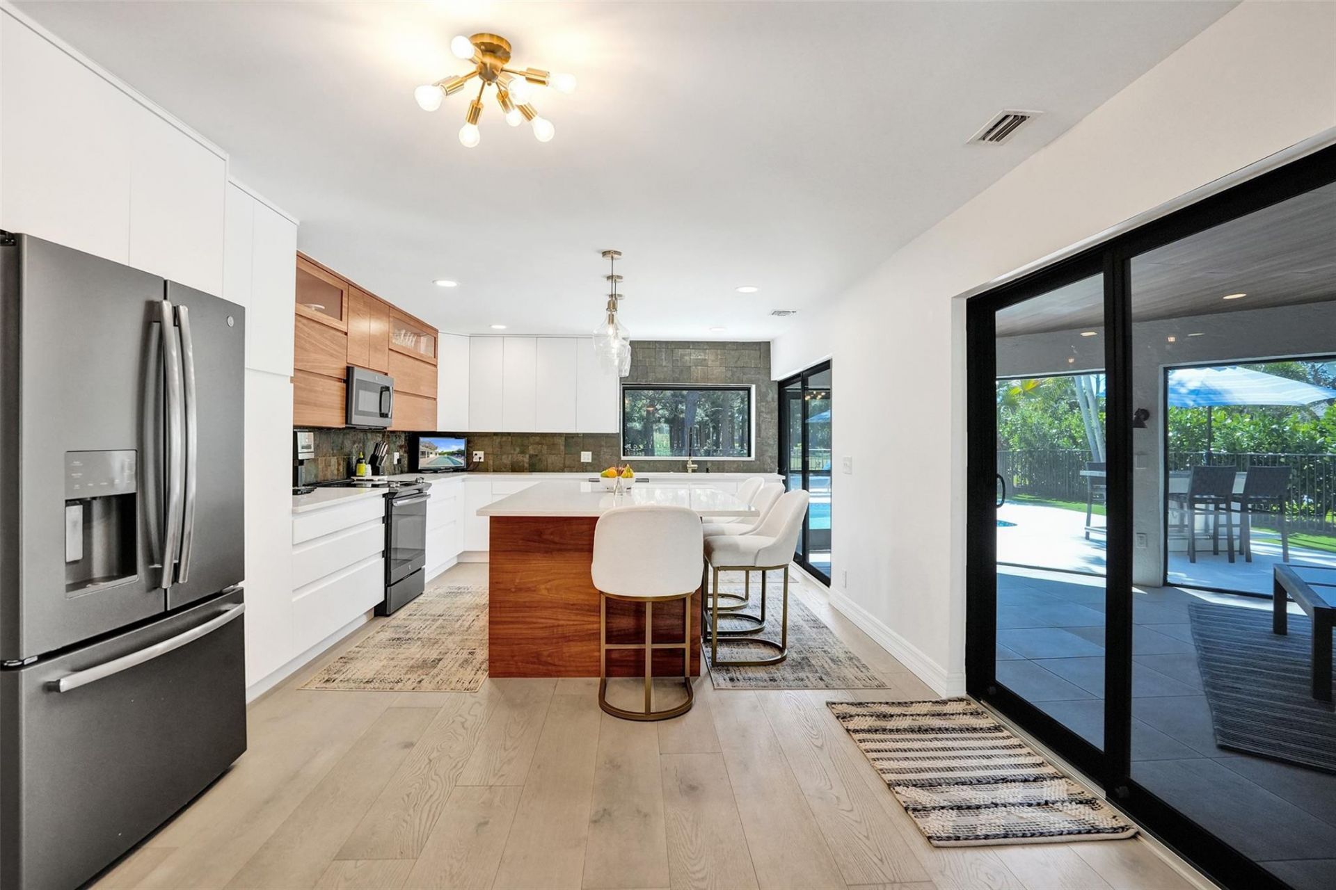 614 Lakewoode Circle W, Delray Beach, FL 33445 Photo