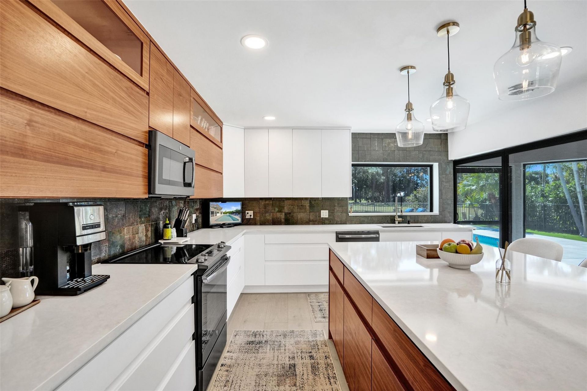 614 Lakewoode Circle W, Delray Beach, FL 33445 Photo