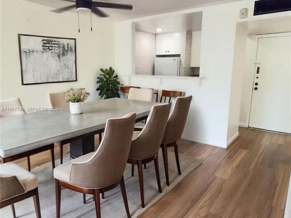 10400 SW 108th Ave, Unit A202, Miami, FL 33176