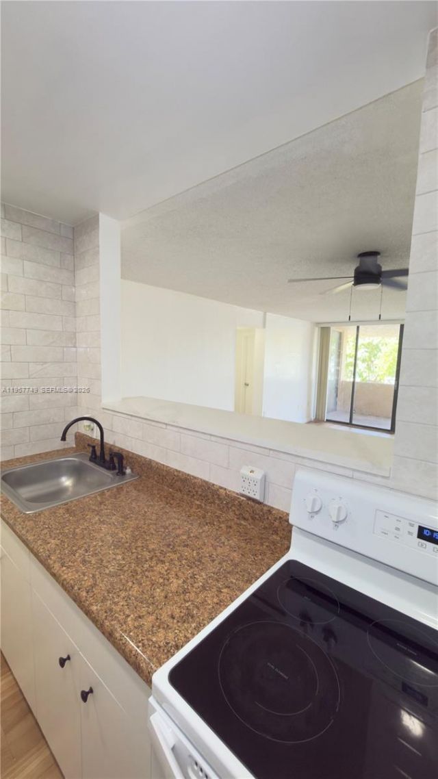 10400 SW 108th Ave, Unit A202, Miami, FL 33176 Photo