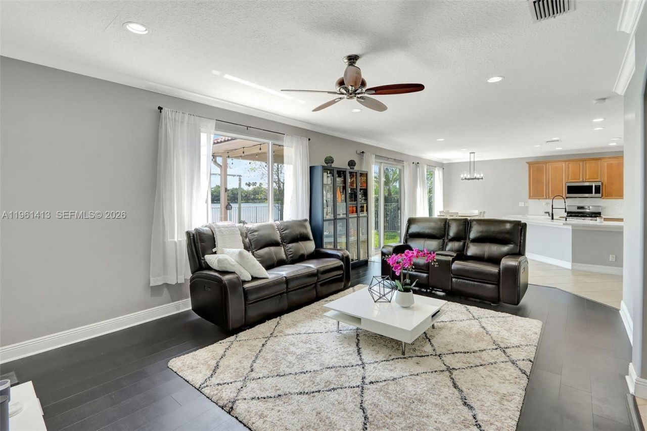 4450 Banyan Trails Dr, Coconut Creek, FL 33073 Photo