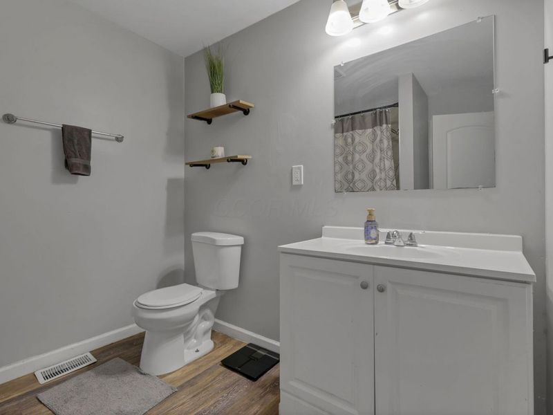 5060 Wheeling Road NE, Lancaster, OH 43130 Photo 12