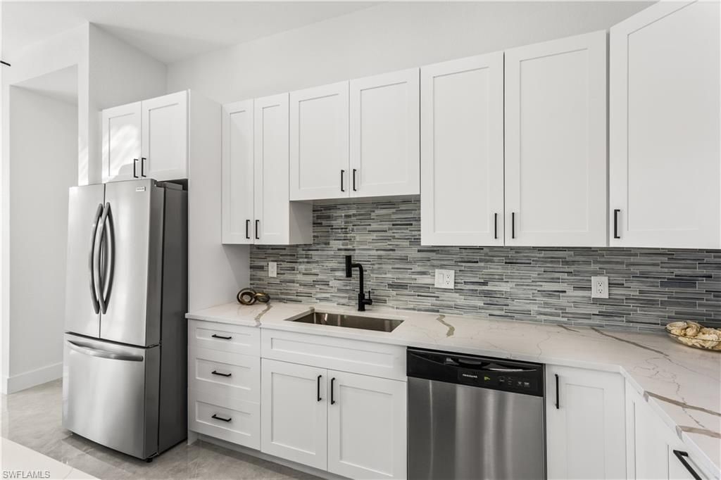 3318 NE 13th Pl, Cape Coral, FL 33909 Photo