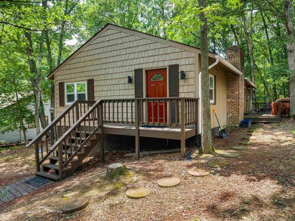 409 CUB LN, MCGAHEYSVILLE, VA 22840