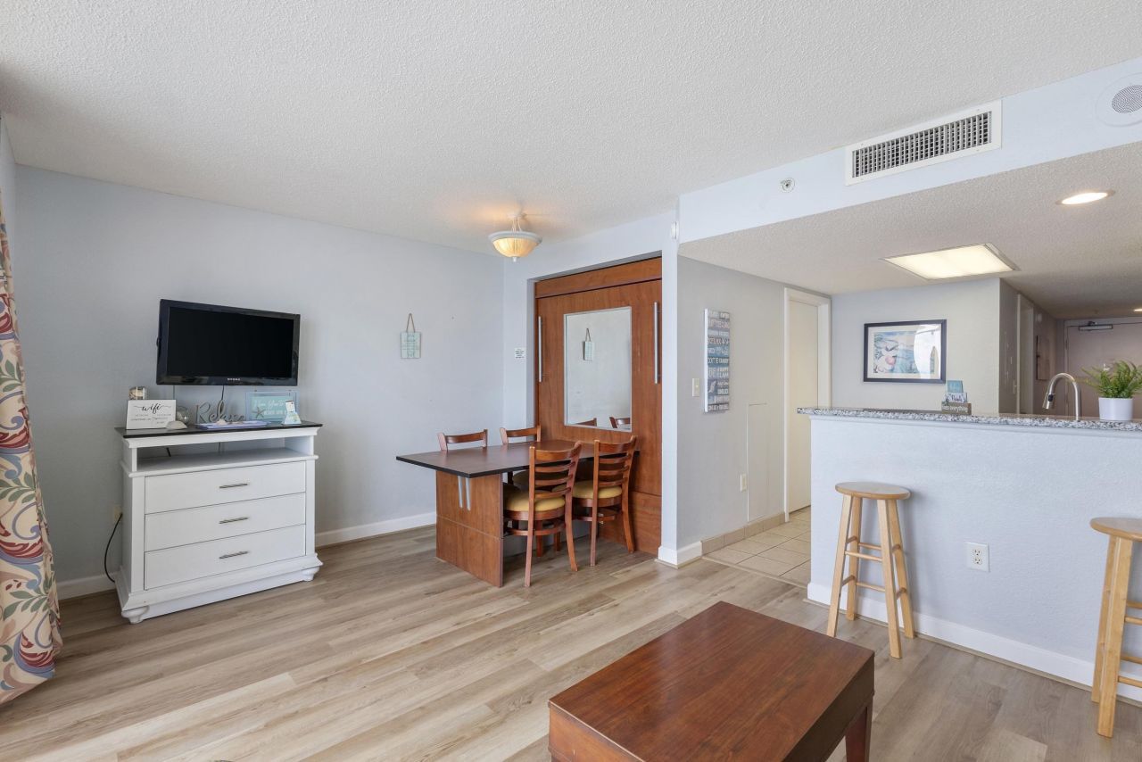 1604 N Ocean Blvd. Photo 11