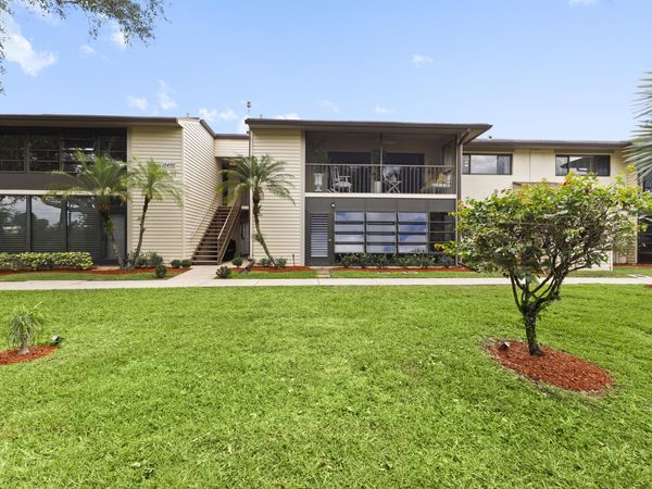 15492 Lakes Of Delray Boulevard, Unit 203, Delray Beach, FL 33484