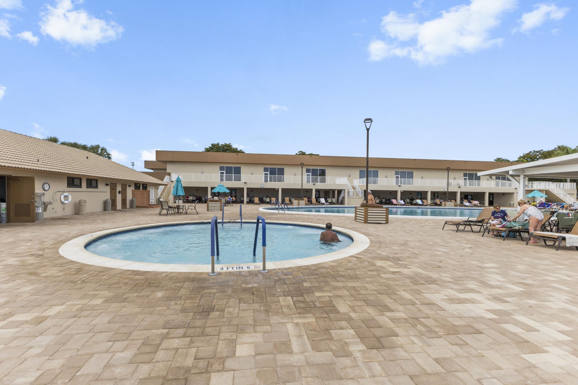 15492 Lakes Of Delray Boulevard, Unit 203, Delray Beach, FL 33484 Photo