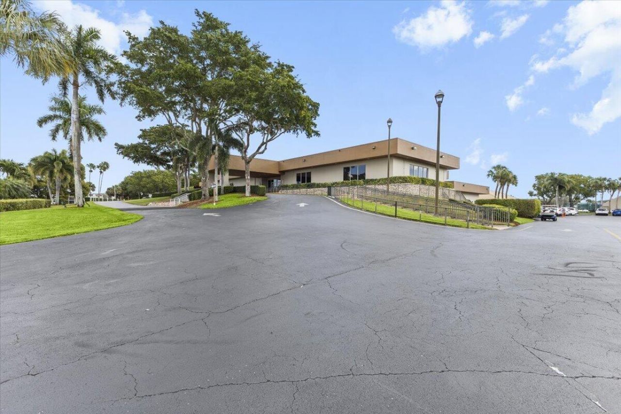 15492 Lakes Of Delray Boulevard, Unit 203, Delray Beach, FL 33484 Photo
