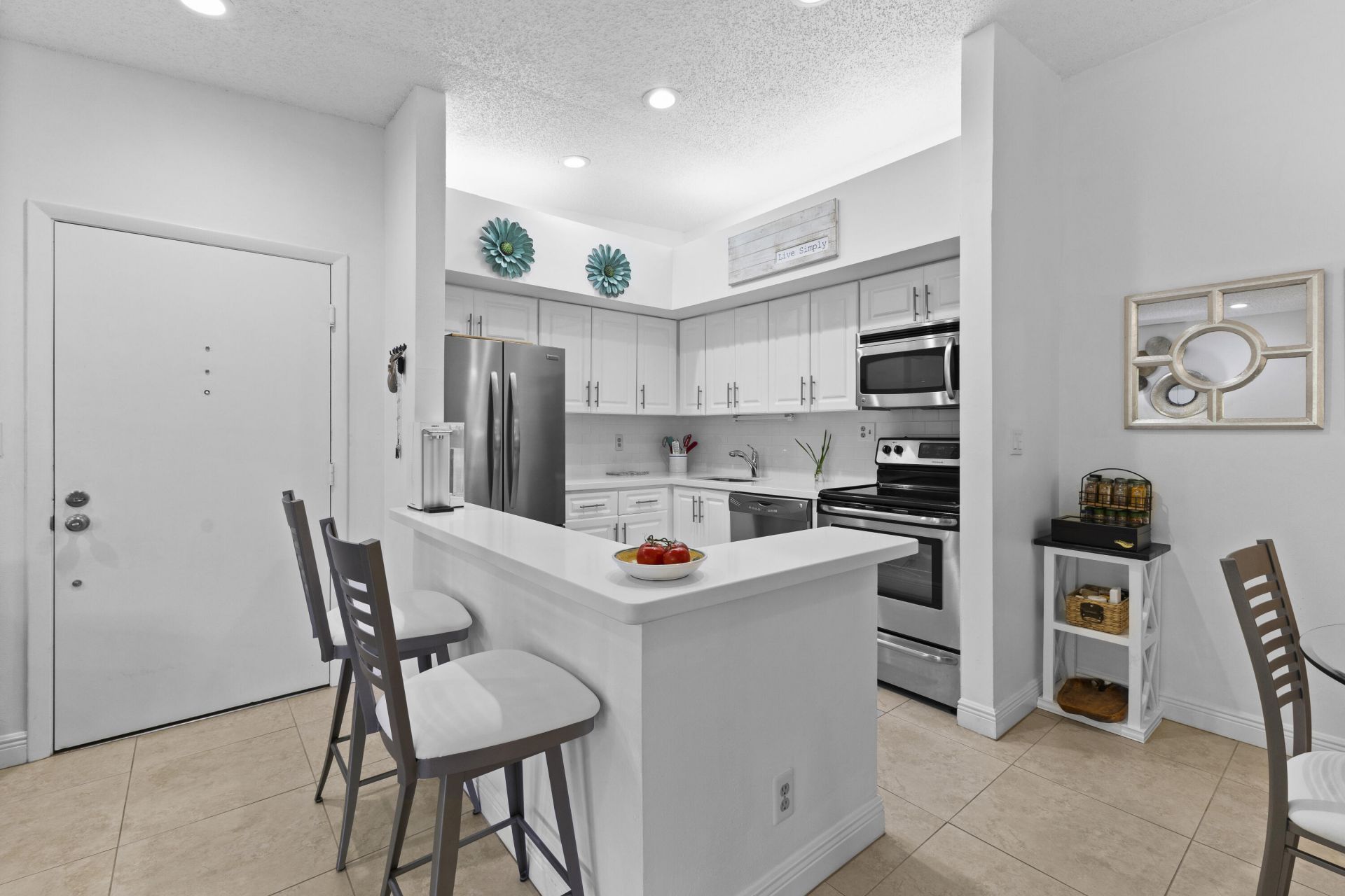 15492 Lakes Of Delray Boulevard, Unit 203, Delray Beach, FL 33484 Photo
