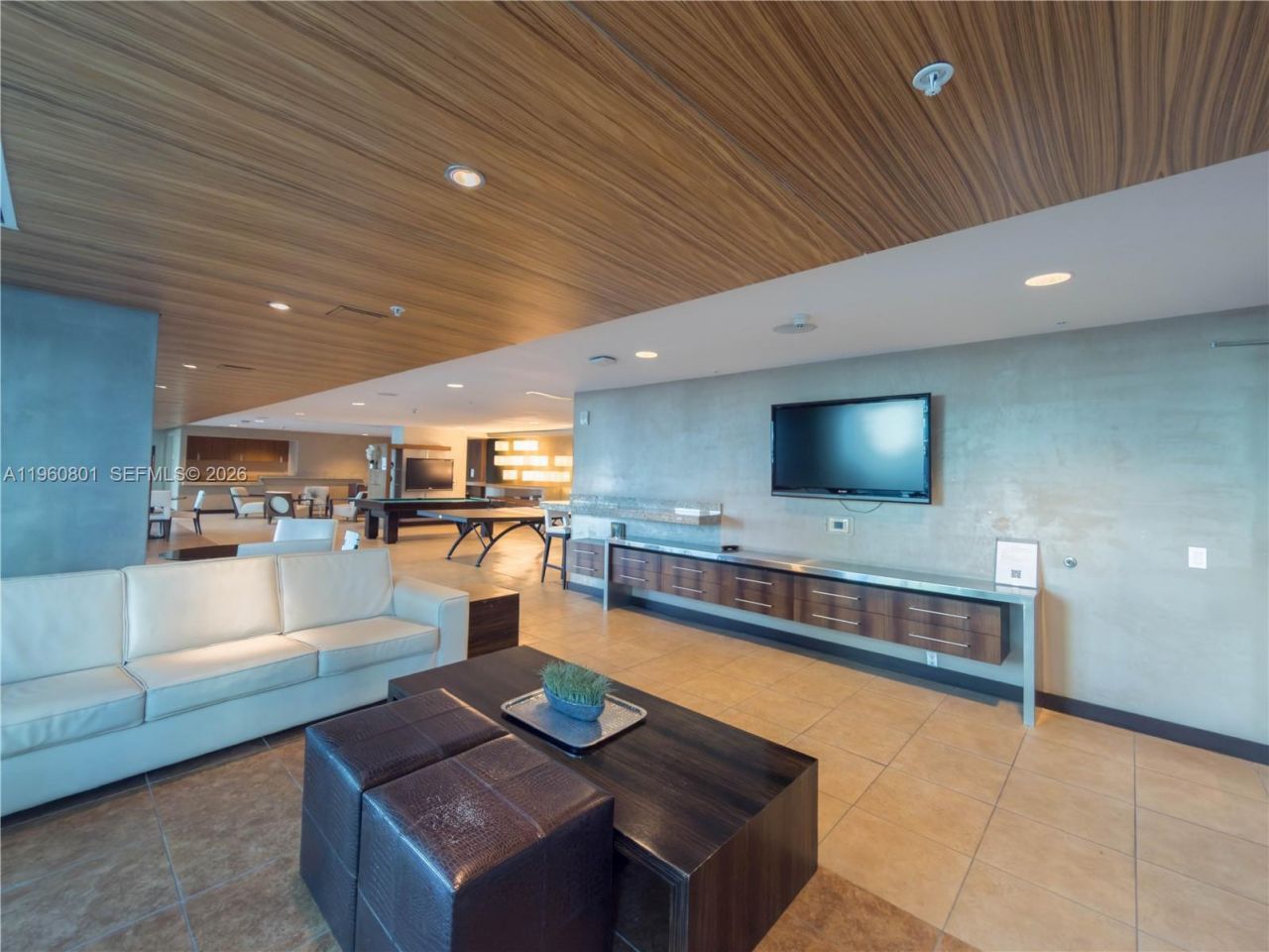 60 SW 13rd St , Unit 1605, Miami, FL 33130 Photo