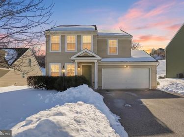 370 AZALEA DRIVE, WINDSOR, PA 17366