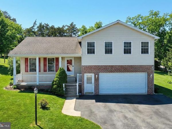 9 WHEATLAND DRIVE, GETTYSBURG, PA 17325