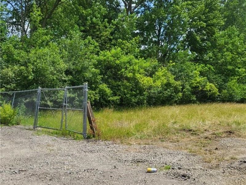 7475 S Dewey Road, Amherst, OH 44001 Photo 3