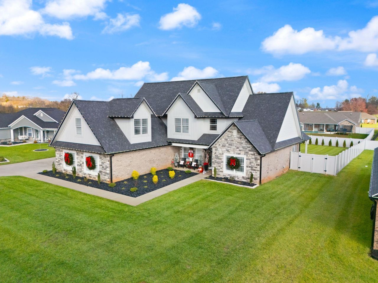 210 Marco Island Drive, Somerset, KY 42503 Main Photo