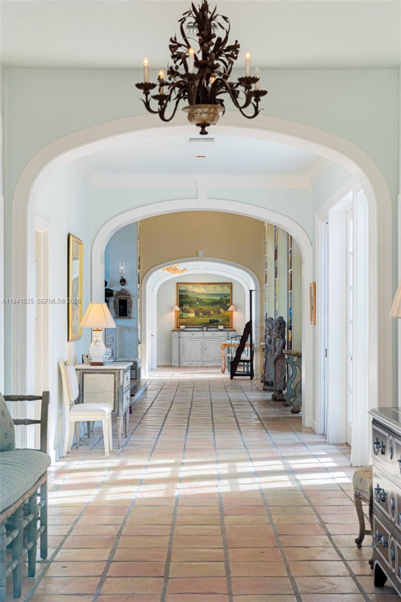 21 S Beach Rd, Jupiter Island, FL 33455 Photo