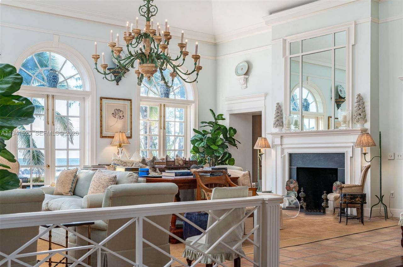 21 S Beach Rd, Jupiter Island, FL 33455 Photo