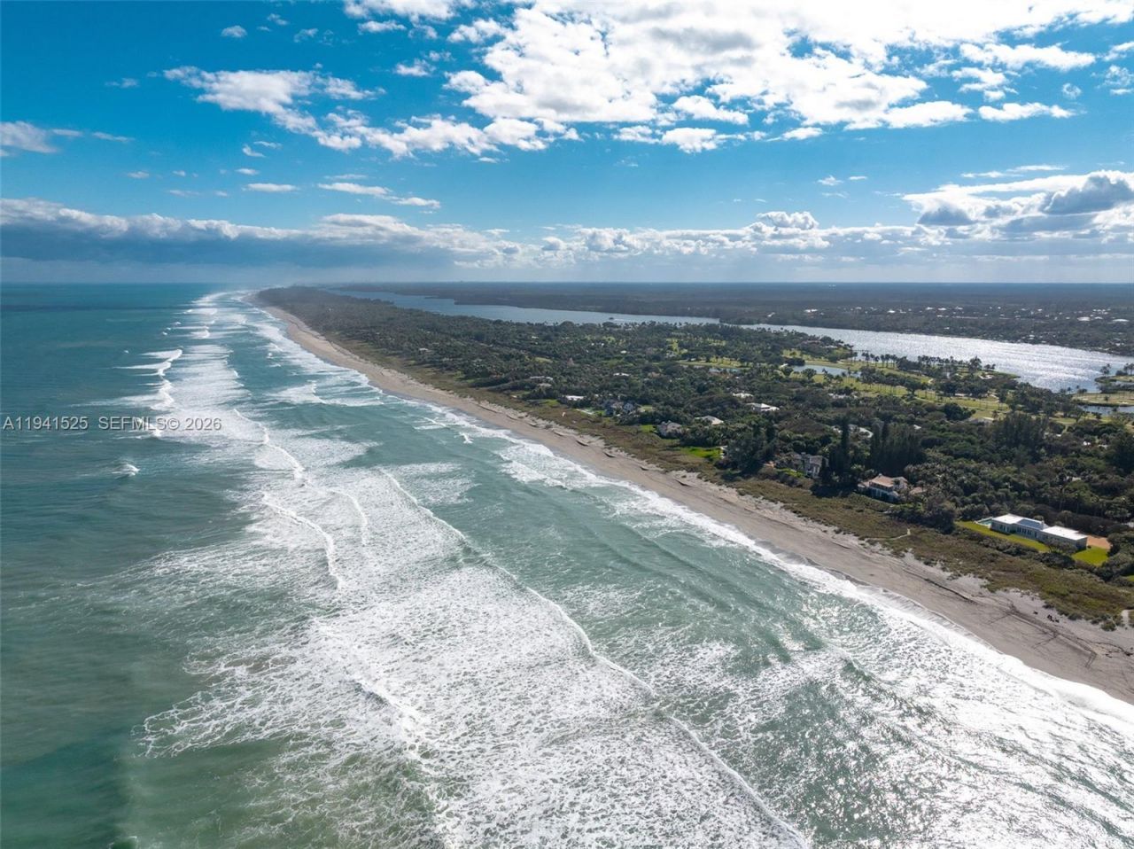 21 S Beach Rd, Jupiter Island, FL 33455 Photo