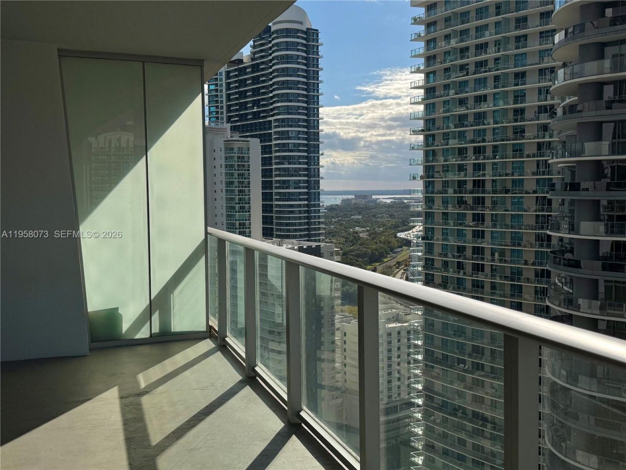 1010 Brickell Ave, Unit 3207, Miami, FL 33131 Photo
