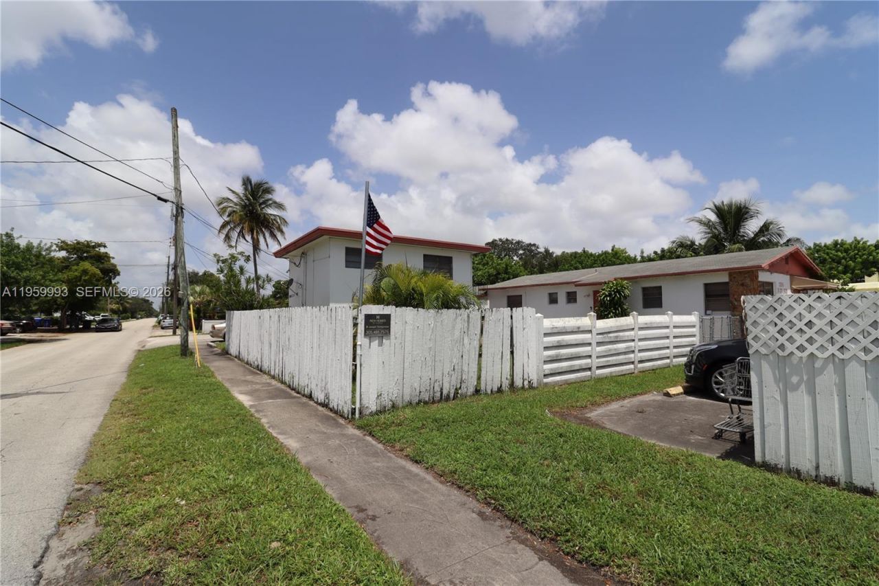 1206 N 22nd Ave, Unit 5, Hollywood, FL 33020 Photo