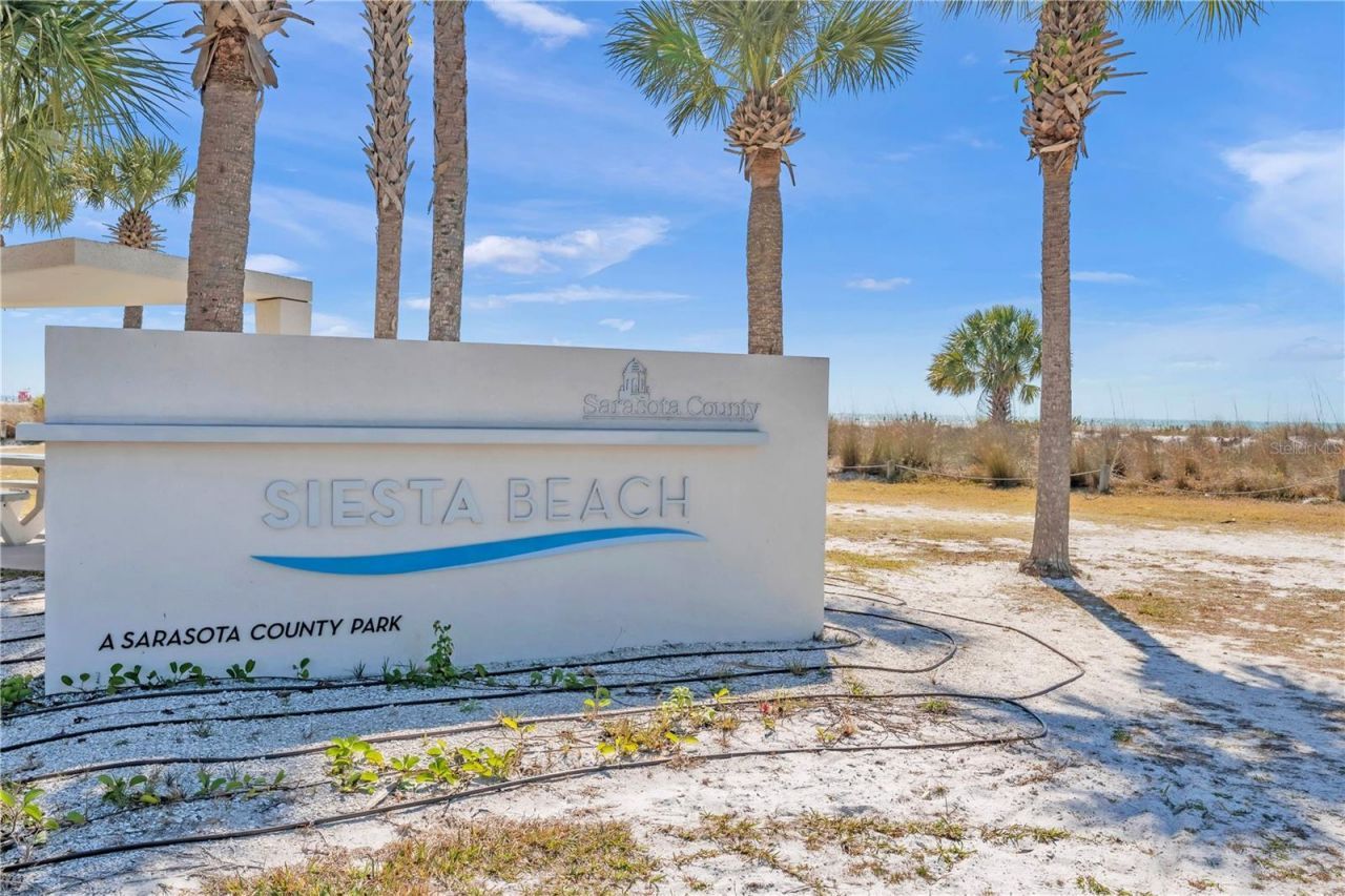 5144 Oxford Drive, Sarasota, FL 34242 Photo