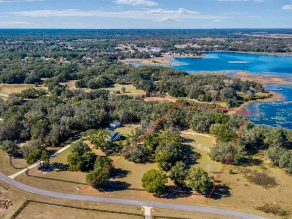 11592 SE 101ST COURT RD, BELLEVIEW, FL 34420